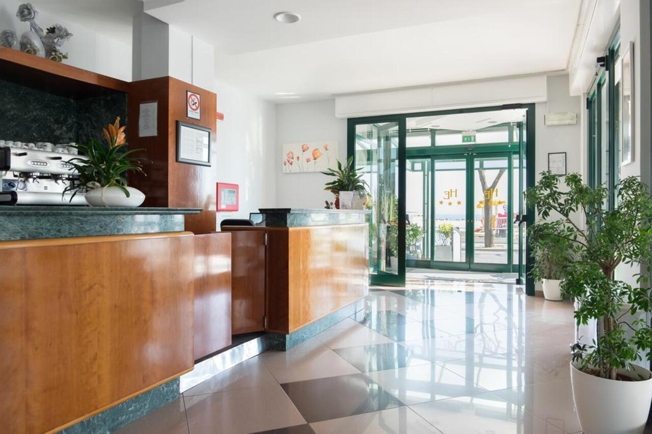 Hotel Emilia Rimini Esterno foto