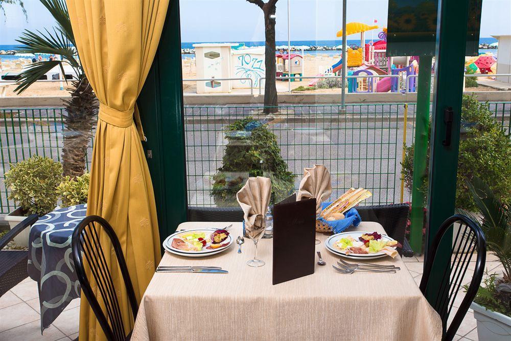 Hotel Emilia Rimini Esterno foto