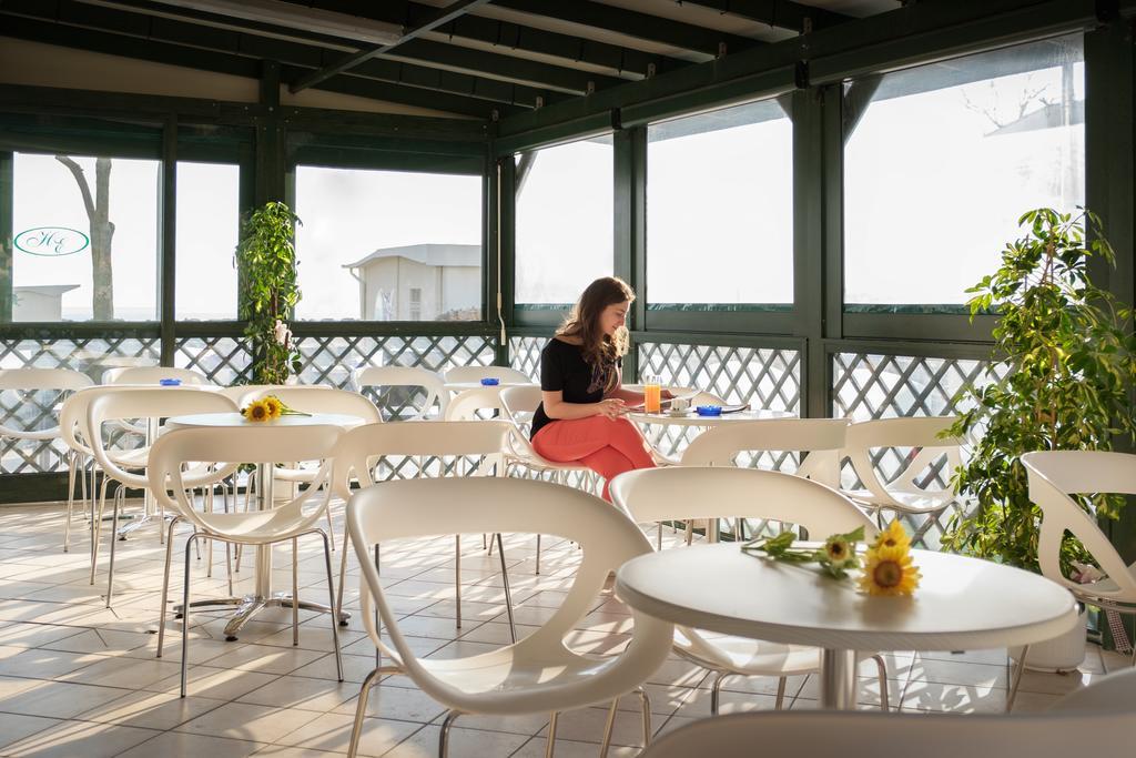 Hotel Emilia Rimini Esterno foto